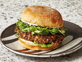 Ako ugrilovať poriadne šťavnatý hamburger ?